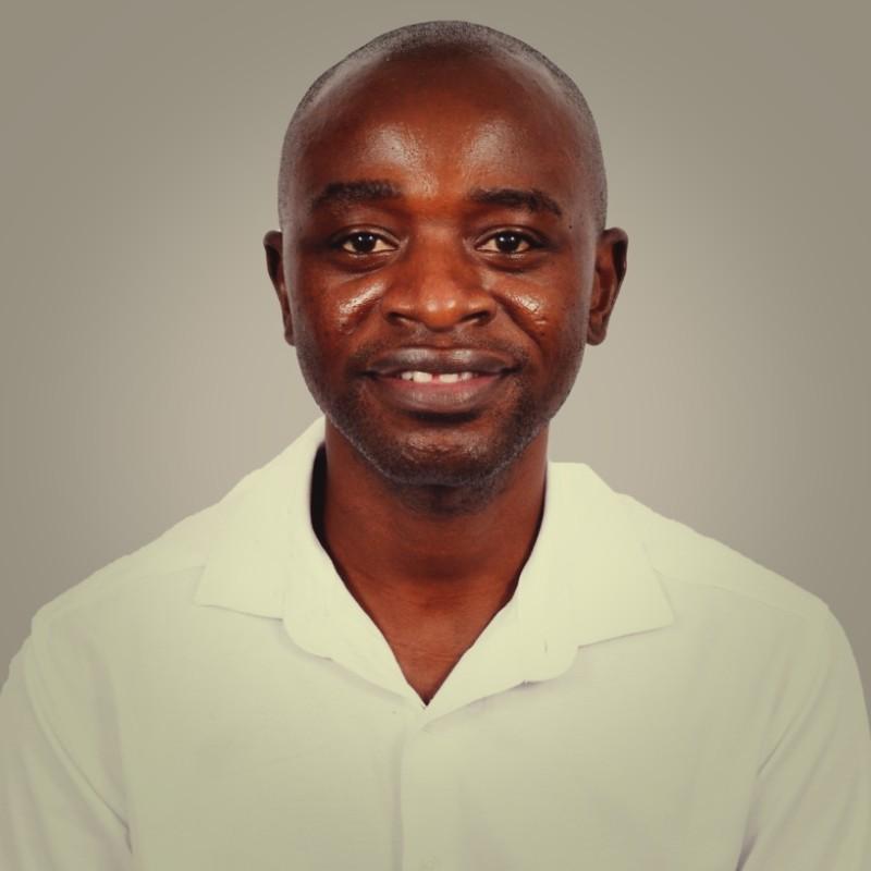 Moses Mudavanhu Paradza