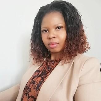 ROSLYN KEETSE