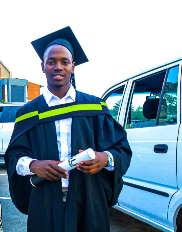 Nikinzolo Njikelana