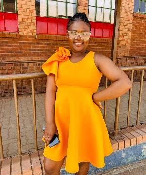 Palesa Senatsi