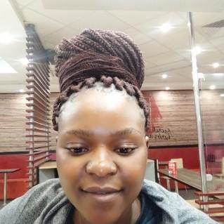 Noluthando Mthonti
