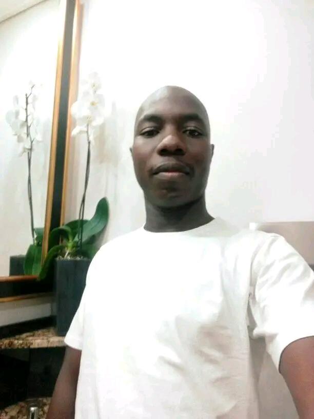 Xolani Ngubeni