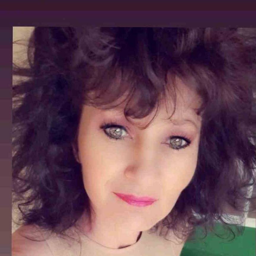 Debbie (Margaretha ) Van Zyl