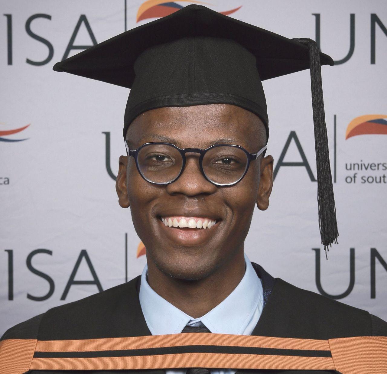 Refentse Molosiwa