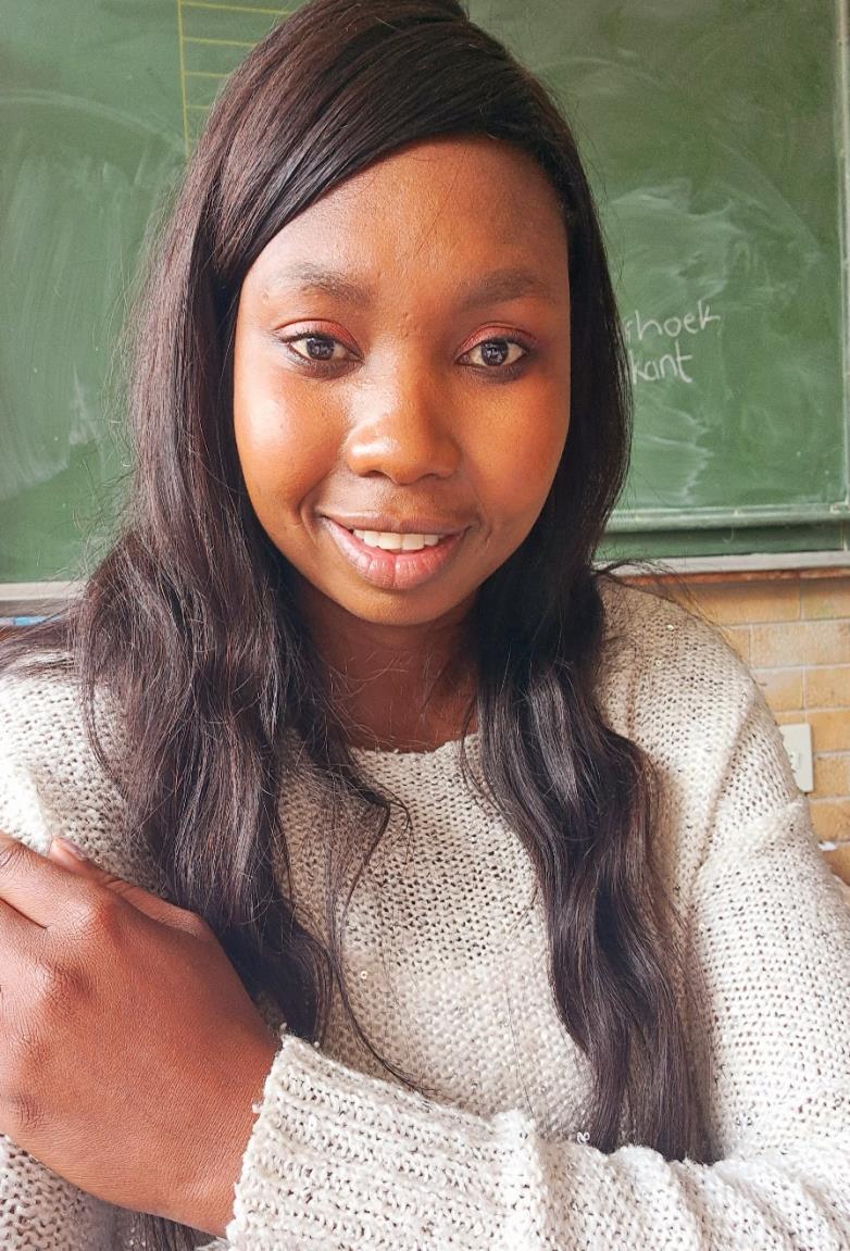 Khululiwe Wendy Oosthuizen