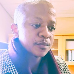 Lizwi Mahlangeni
