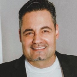 Michael Parau