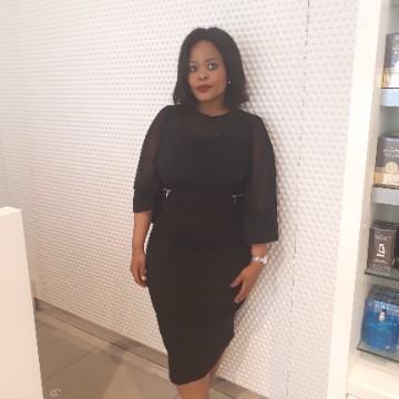 Esther Hesie Mollo