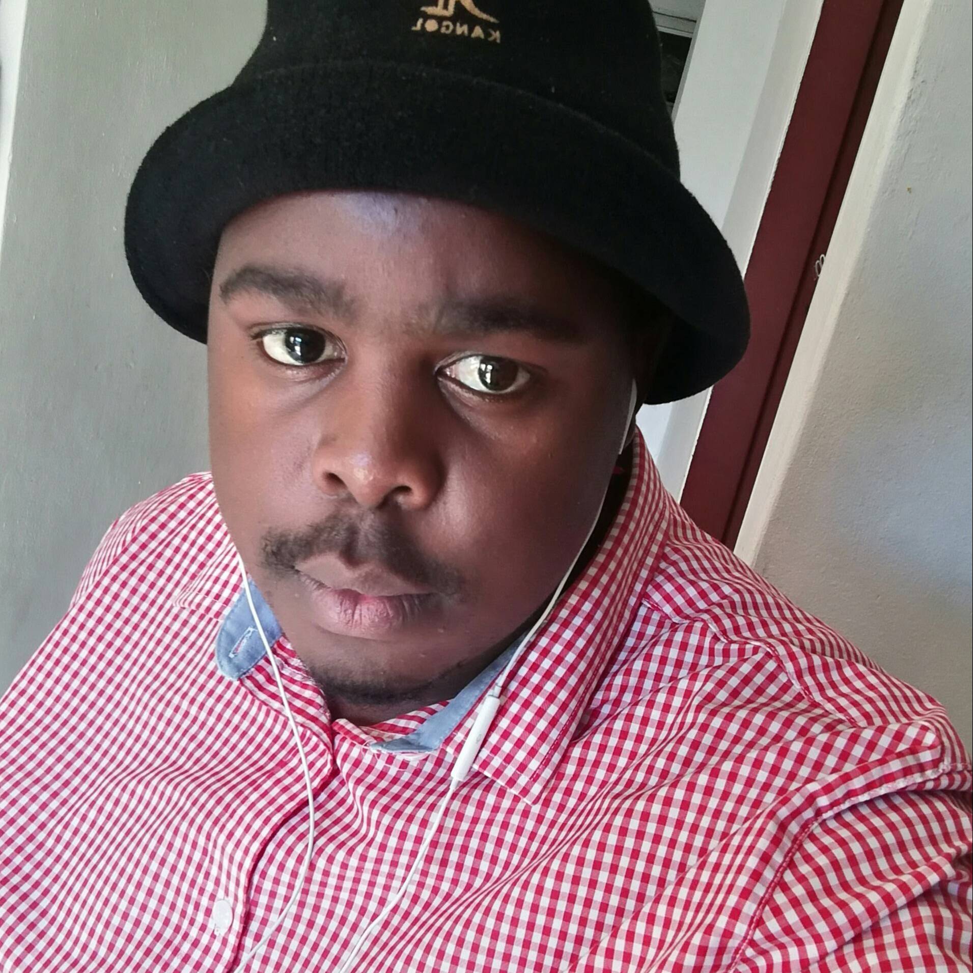 Sivuyise Joseph Pere
