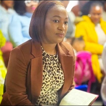Akhona Msutwana