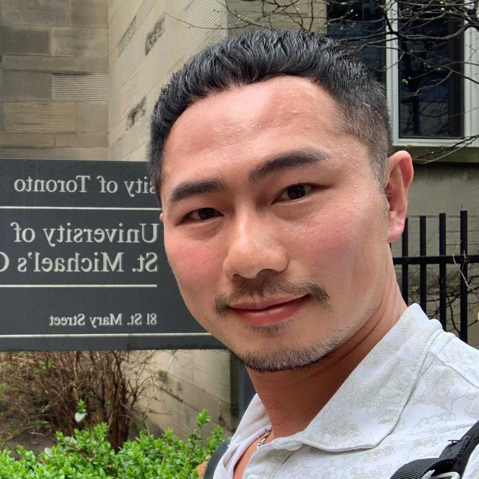 Jen Chih, Robbie Tzeng